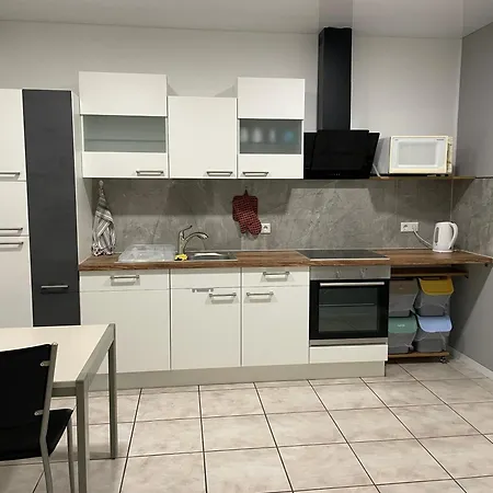 Stumpf Verpachtung Gbr Apartman *